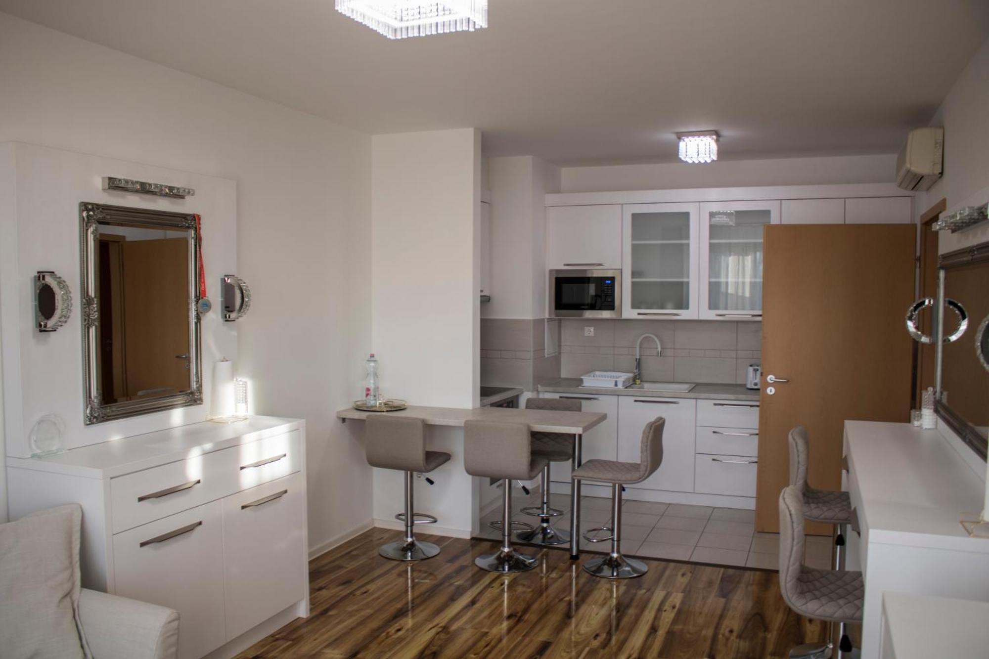 Tp Spacious Stylish Free Parking Apartman Szeged Kültér fotó